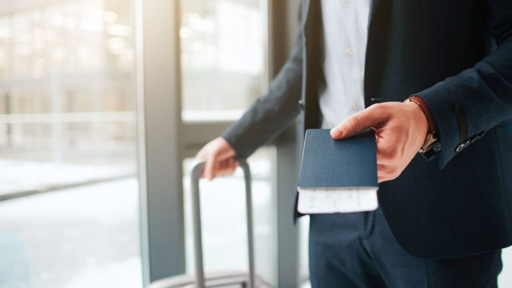 man travel passport vaccine uk